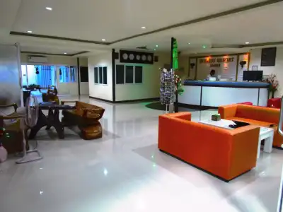 Everest Resort - 1