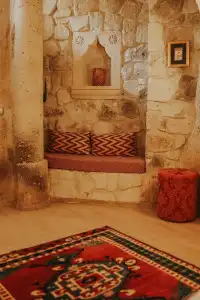Elaa Cave - 30