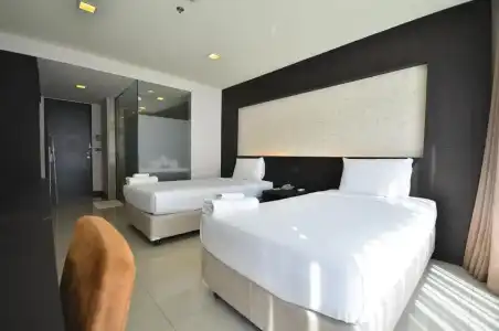 Chaba Inn Srinakarin - 83