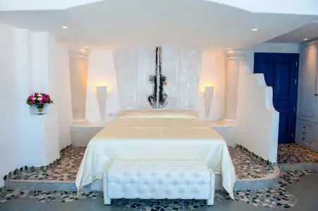 Astarte Suites - 2