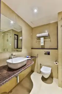 Vbr Grand Inn - 7