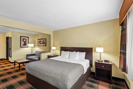 Quality Inn & Suites des Moines Airport - 63