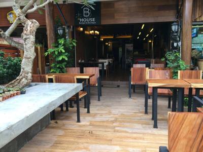 BB House Budget & Boutique - 13