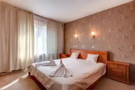 Family Prestige - 80