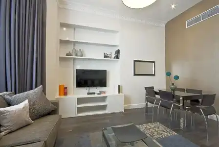 Manson Place - 114