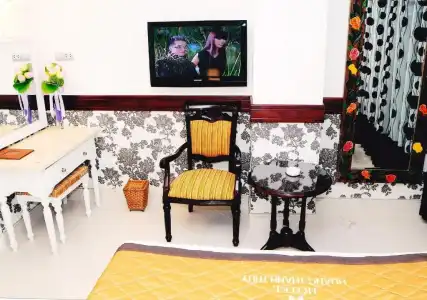 Hoang Thanh Thuy 2 - 49