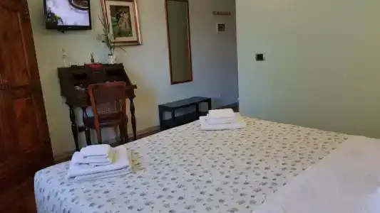 Aurelia Garden Gold Bed & Breakfast - 42