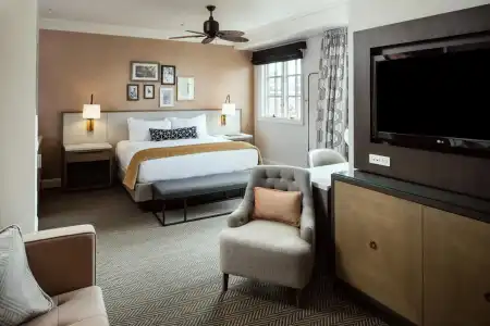 La Valencia - 4