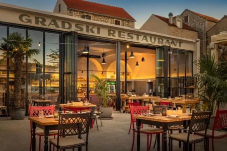[PLACES] Hvar by Valamar - 31
