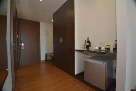 Ocean Waves Resort - 5