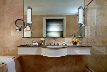 Omni Berkshire Place - 71