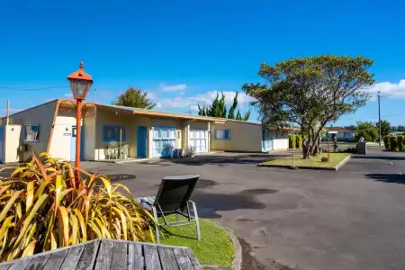 Spanish Lady Motel - 38