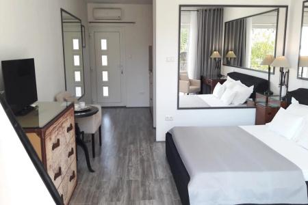 Refresh Boutique Apartments - 1