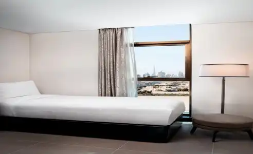 DoubleTree by Hilton Dubai M Square & Residences - 8