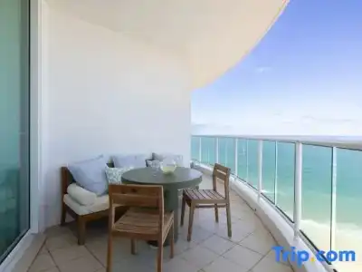 Pacific Views Resort - 78