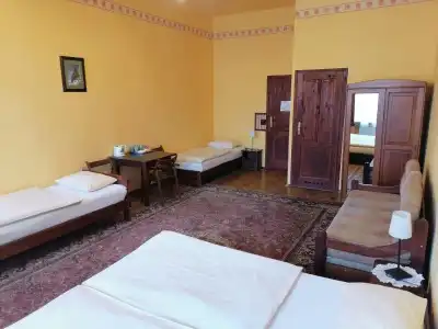 Globtroter Guest House - 36