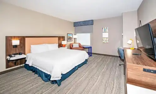Hampton Inn by Hilton Ottawa - 43
