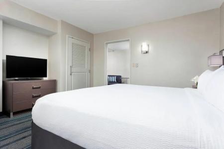 Courtyard by Marriott Boston-Cambridge - 69