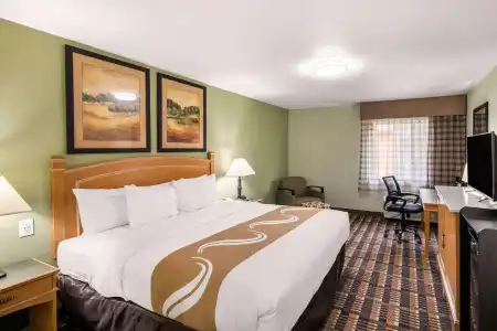 Quality Inn & Suites Plano East - Richardson - 65
