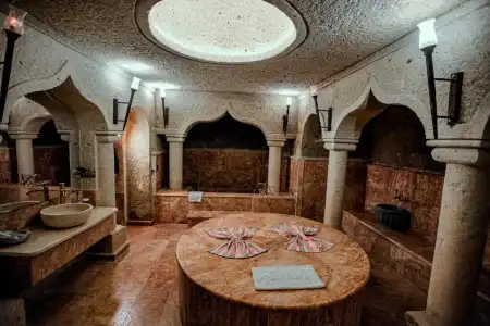 Oread Cave Suites - 208