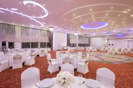 Ramada By Wyndham Nigde - 10