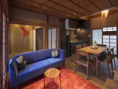 Hikoso-machi Kin no Ma - 1