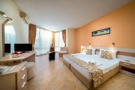 Aurelia Beach Complex - 12