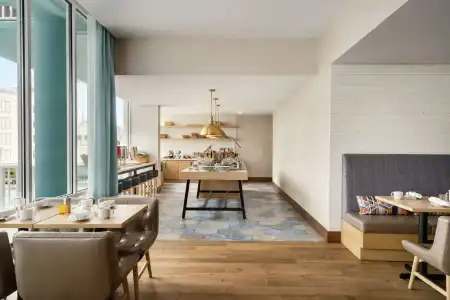 DoubleTree by Hilton Ocean City Oceanfront - 40