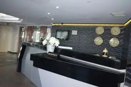 Euro Plaza - 1
