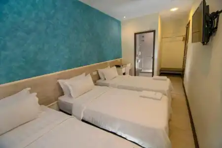 Pantai Inn - 33