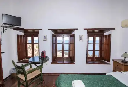 Goulas Traditional Guesthouse - 68