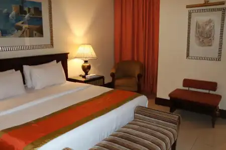 City Seasons Suites - 10