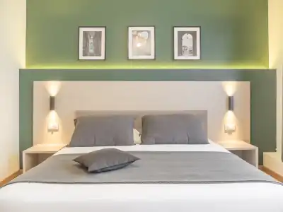 Grand Canal Suites - 43