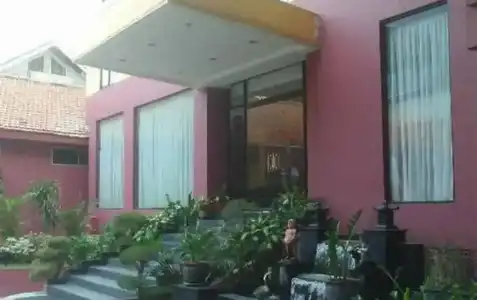 Istana Ratu Jalan Jaksa - 0