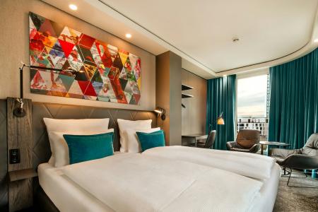 Motel One Frankfurt-Römer - 5