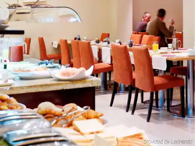 LATROUPE Grand Place Hostel - 24