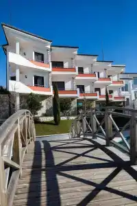 Chateau Linza Resort - 10
