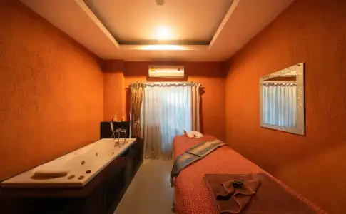 Quality Beach Resorts and Spa Patong - 23