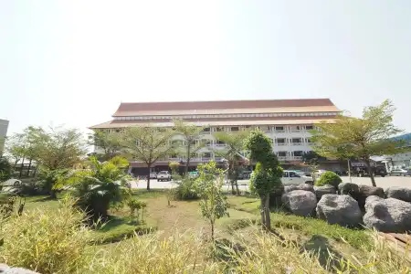 Amorn Sukhothai - 15