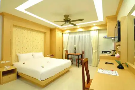 Green Harbor & Service Apartment - 98