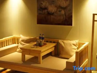 Tuo Tuo Guest House - 75