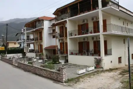 Domus Inn - 0