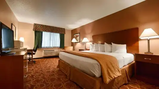 Best Western Ambassador Inn & Suites - 61