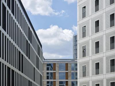 Azenberg Stuttgart, Sure Collection by BW - 42