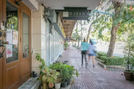 Ratana Boutique Hostel - 17