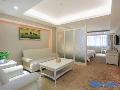 Jinhuayue International - 77
