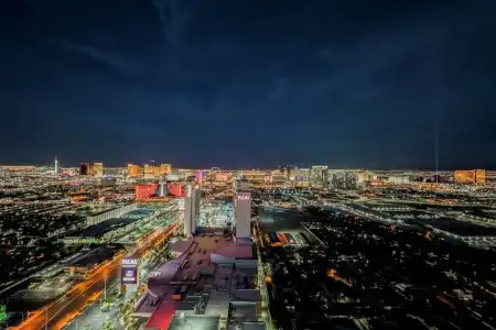 Beautiful Palms Place Suite - 87