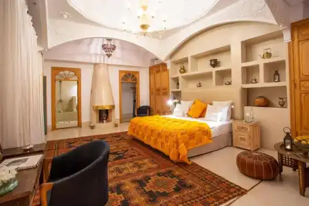 Riad Azahar - 68