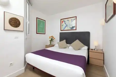 Apartamentos Mayerling Bisbe Urquinaona - 26