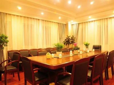 GreenTree Inn Shanghai Minhang Development Zone Subway Station Business - 14